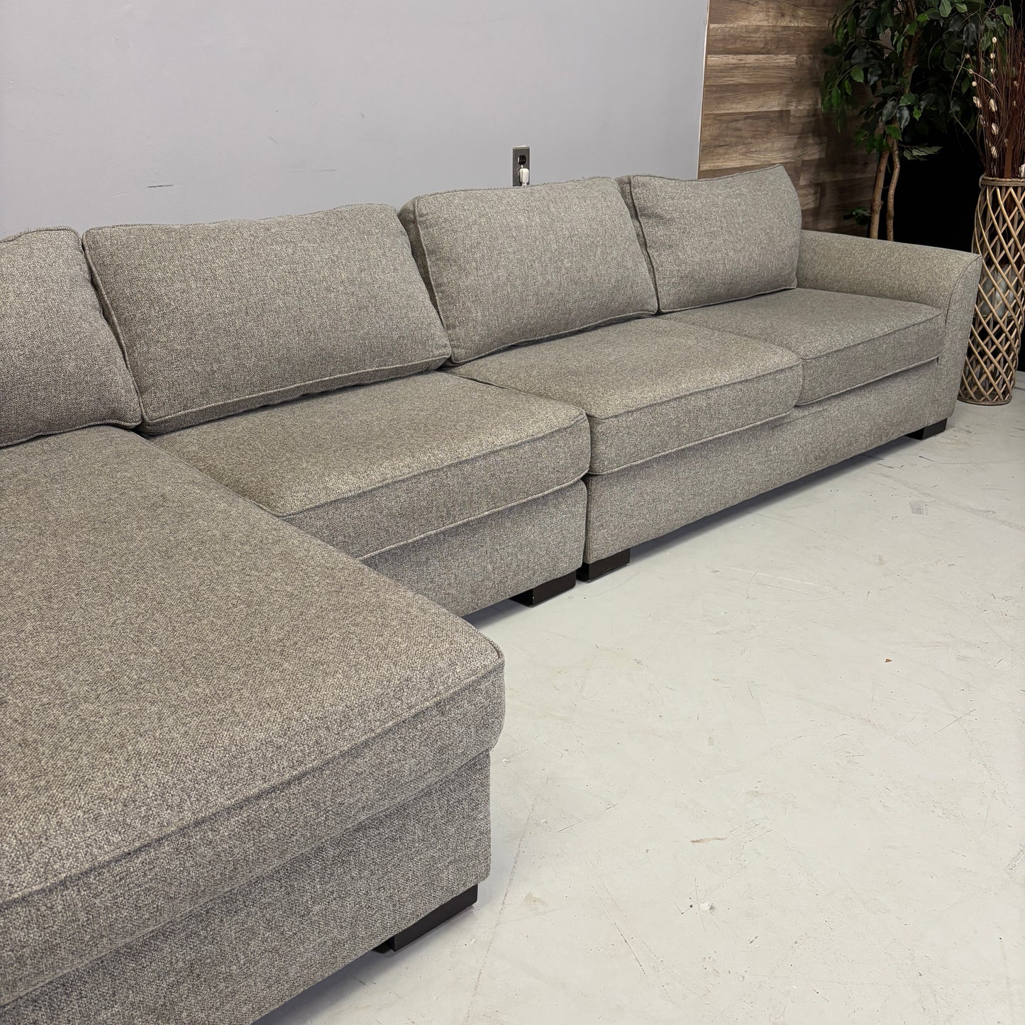 3-Piece Sectional (MaxHomes)