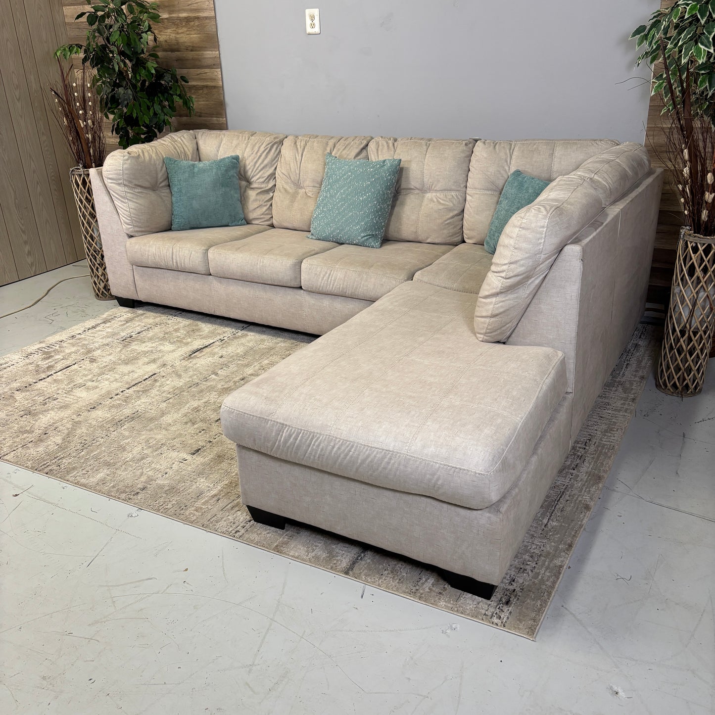(Like New) Beige Ashley’s Pitkin Sectional