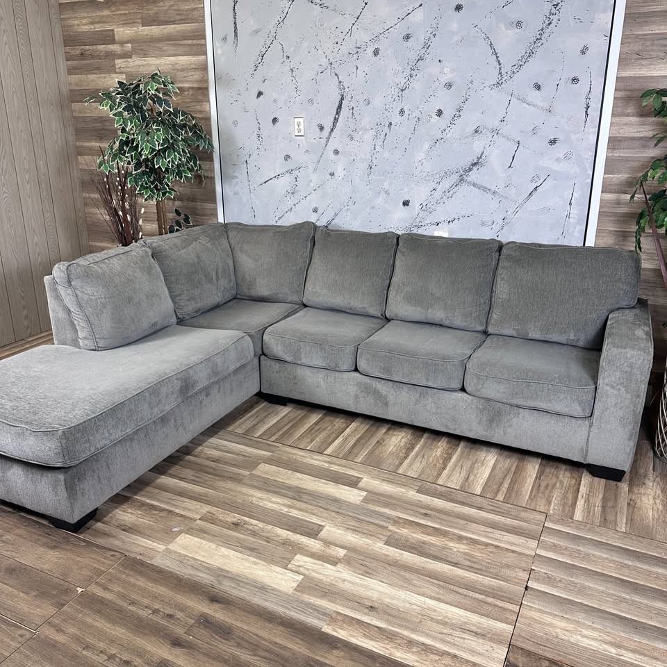 Ashley's Furniture 'Altari" Sectional