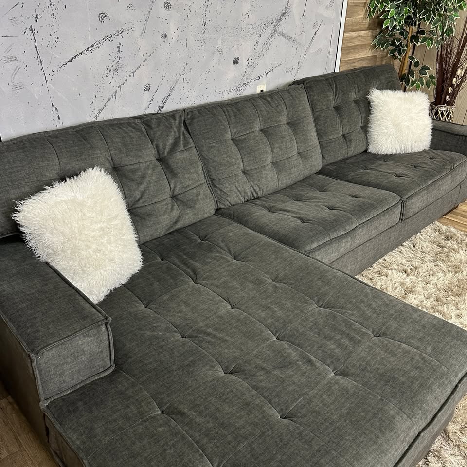 Coulee Point 2-Piece Sectional with Chaise