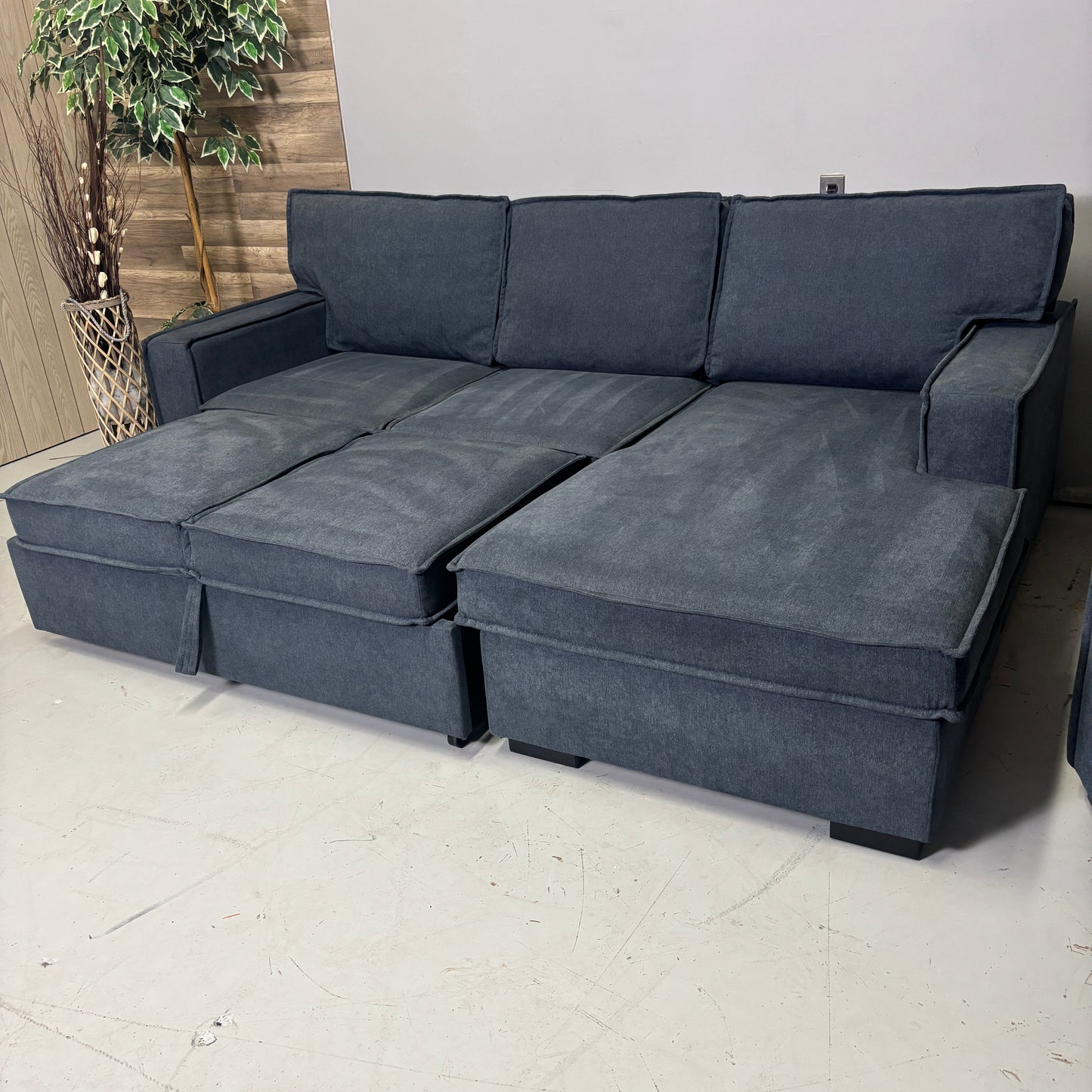 Bob's Sleeper Sectional with Single Chair