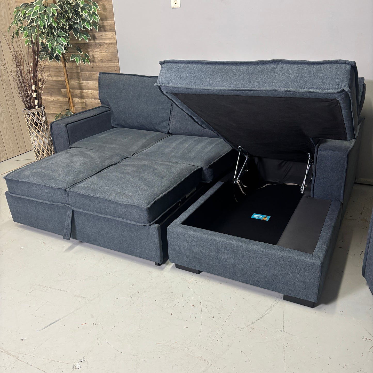 Bob's Sleeper Sectional with Single Chair
