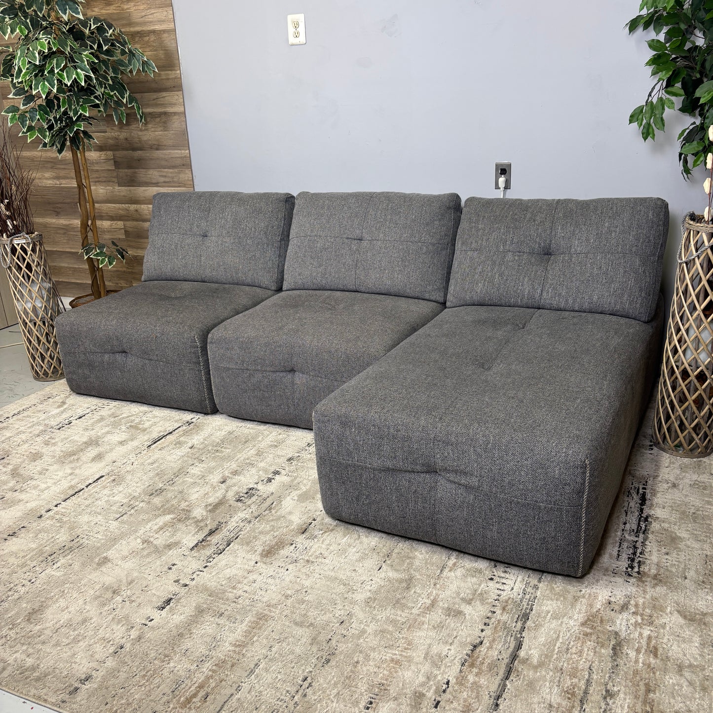Laney Modular Sectional