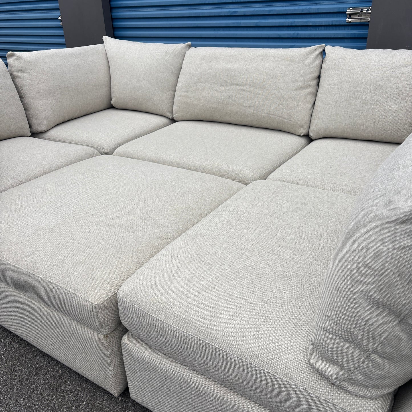 Bassett Beckham Modular Sectional