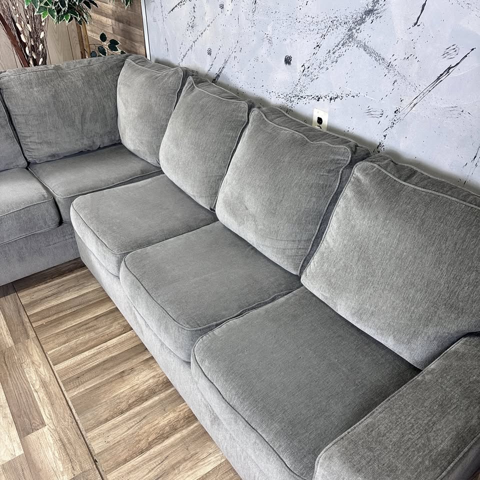 Ashley's Furniture 'Altari" Sectional