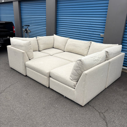 Bassett Beckham Modular Sectional